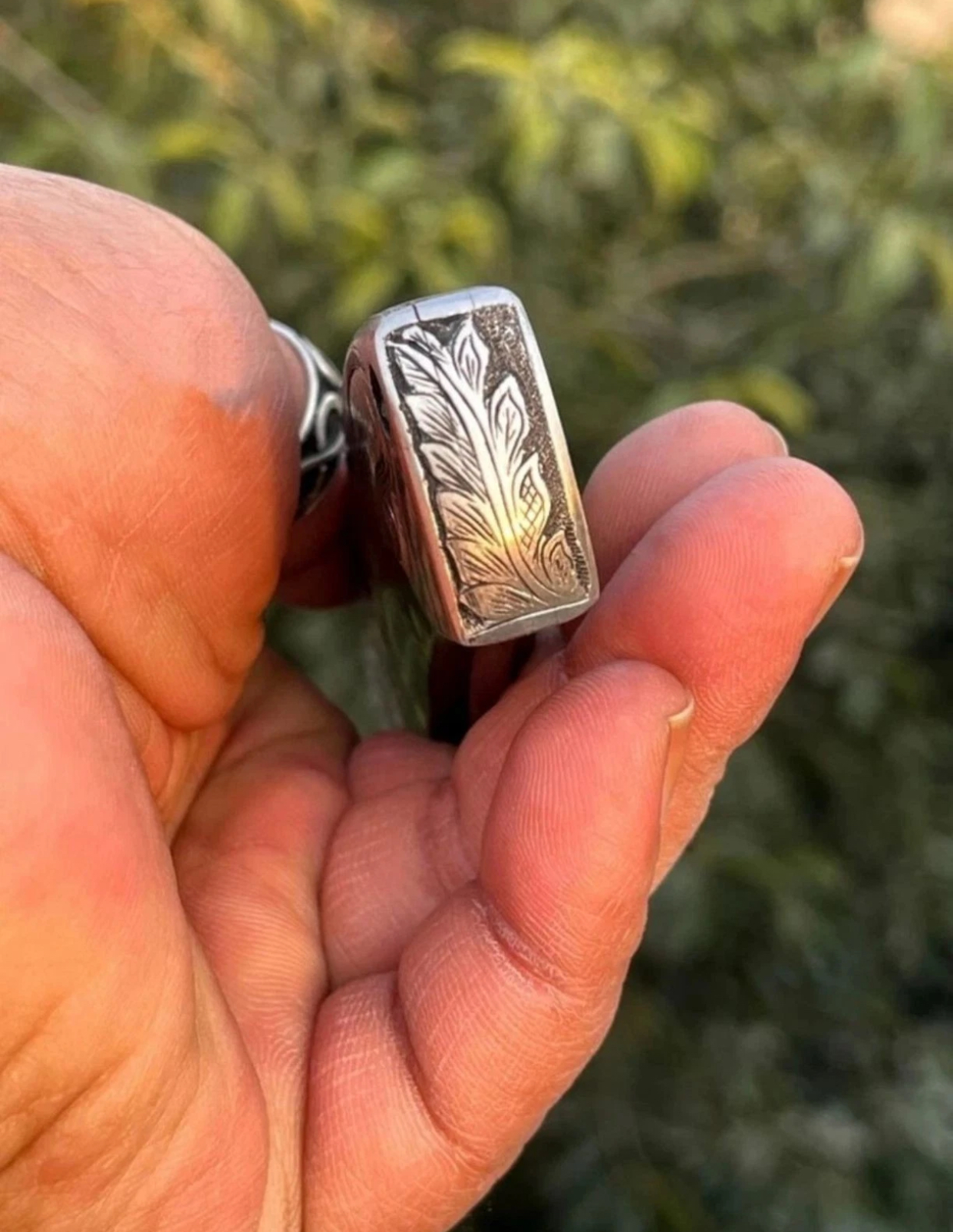 Handmade knife - One Of Kind - Deep Hand Engraved Lady-Tiger Eyes On Handle - Image 8