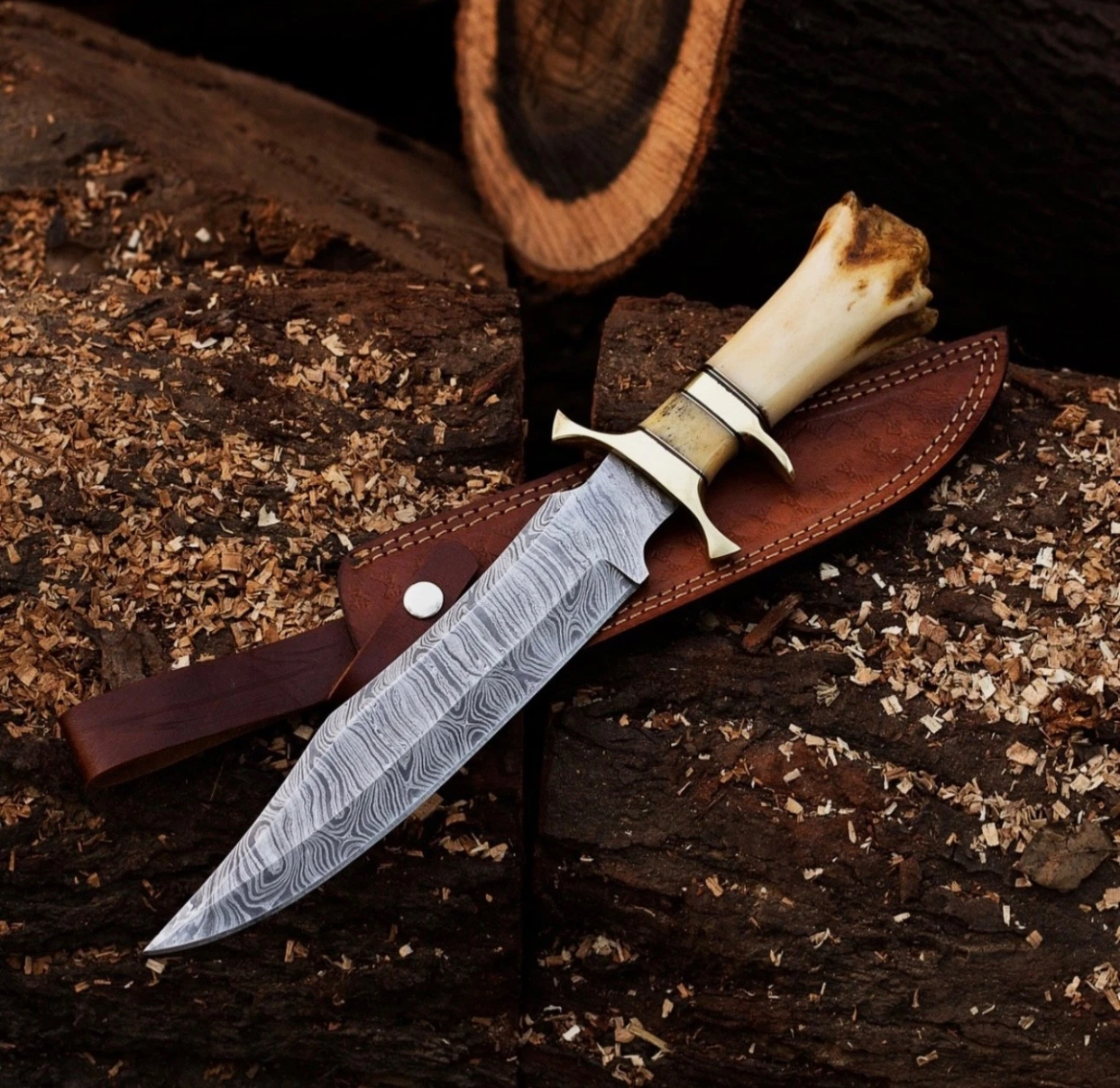 Hand Forged Damascus Steel Hunting Bowie Knife Crown Stag Antler | Premium Gift