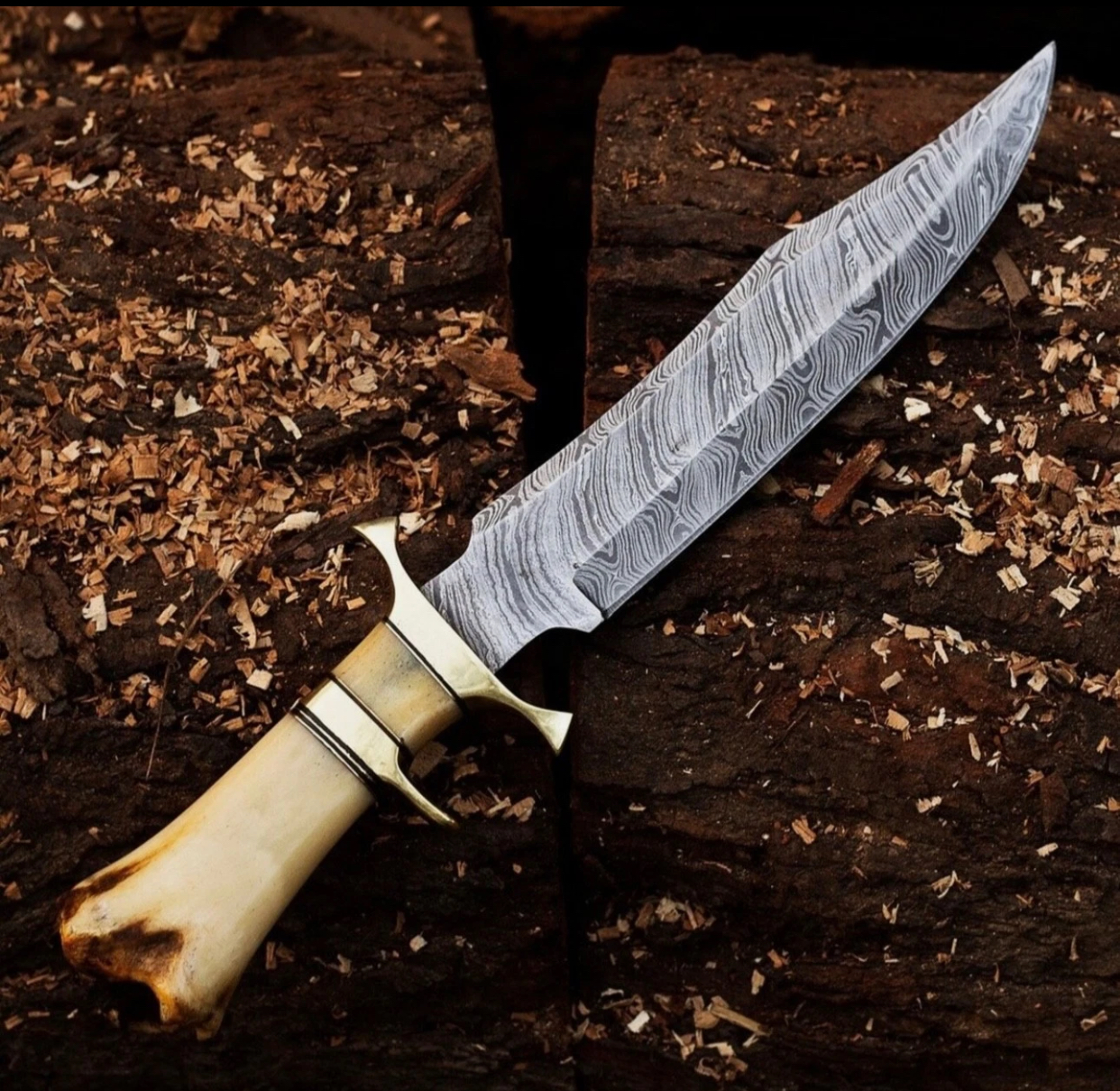 Hand Forged Damascus Steel Hunting Bowie Knife Crown Stag Antler | Premium Gift - Image 4