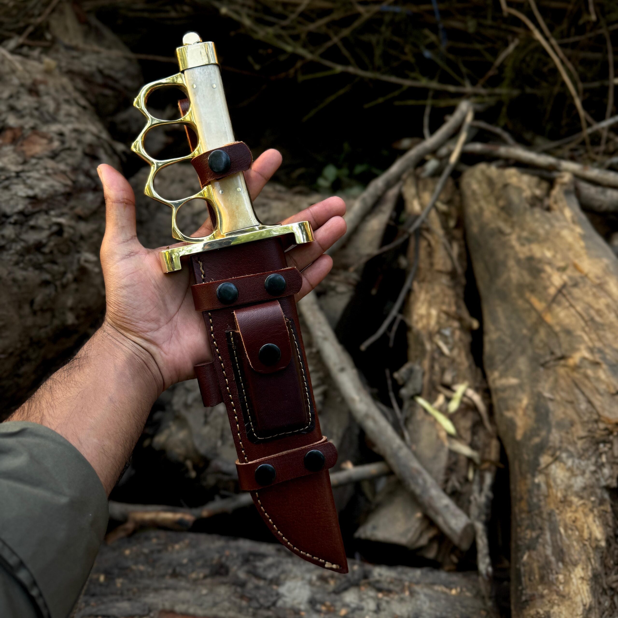 Custom Handmade D2 Steel Tactical Bowie Hunting Knife Comes with Sheath - Image 8