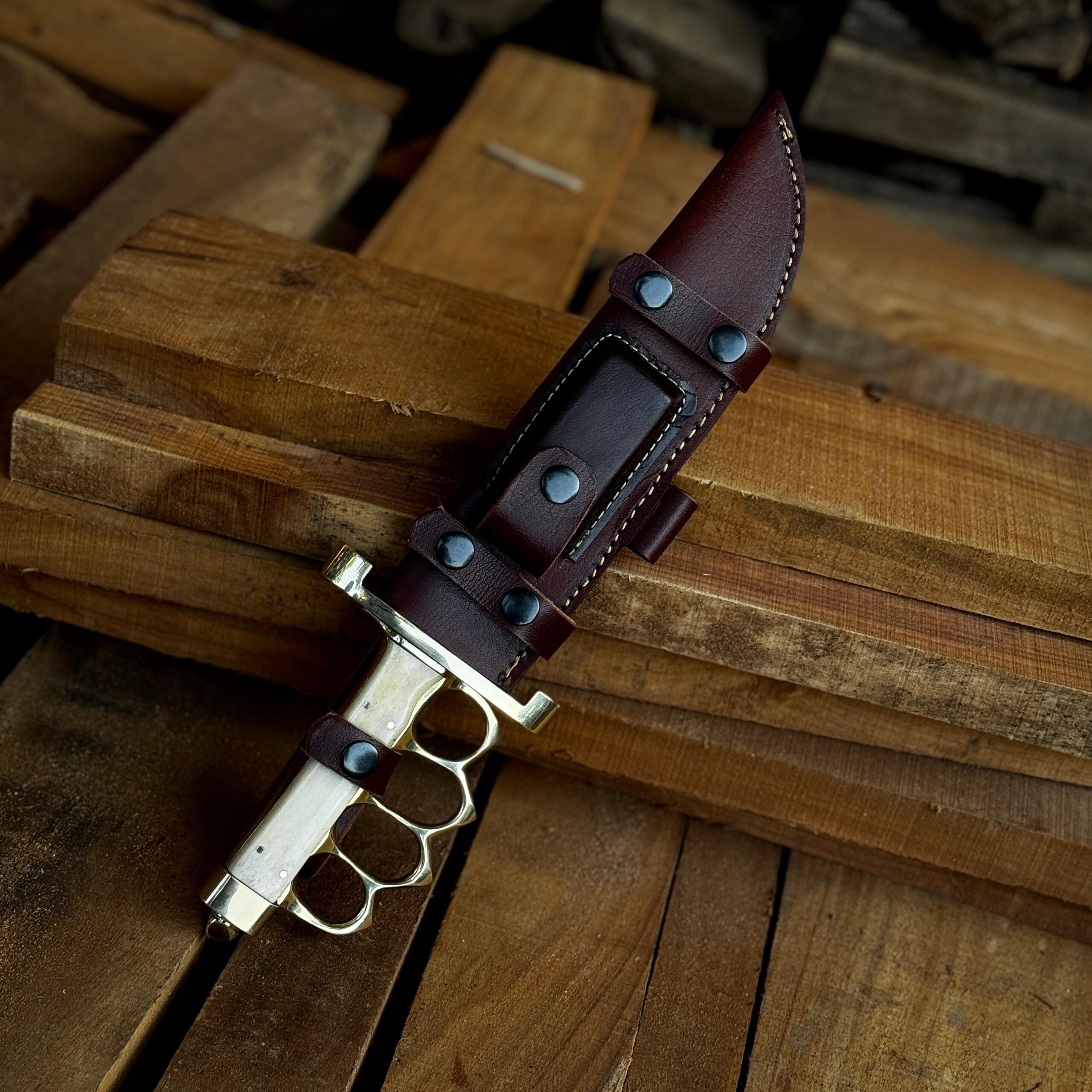 Custom Handmade D2 Steel Tactical Bowie Hunting Knife Comes with Sheath - Image 7