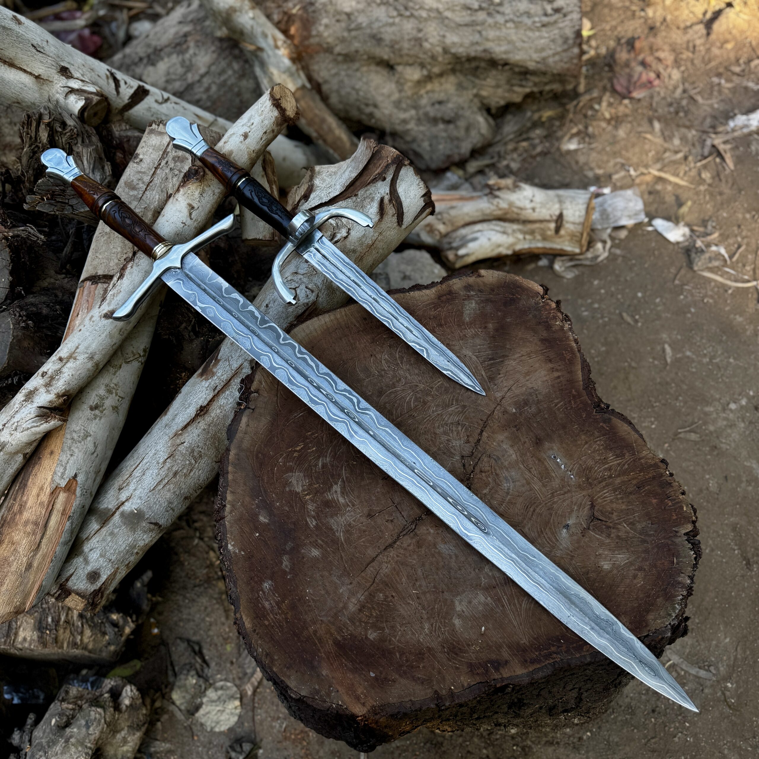 Custom Handmade Damascus Steel Viking Sword & Dagger Medieval Battle Ready Set - Image 2