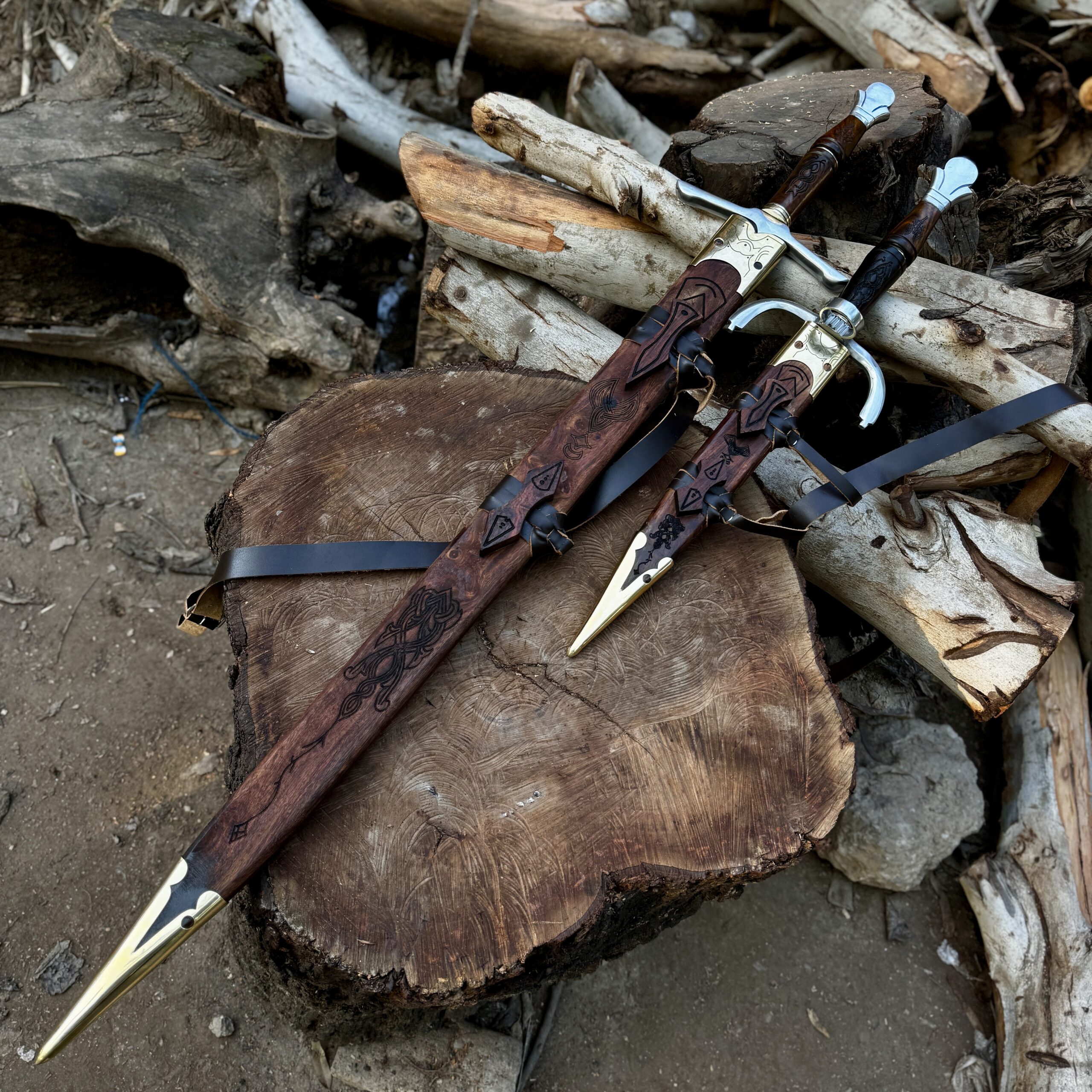 Custom Handmade Damascus Steel Viking Sword & Dagger Medieval Battle Ready Set - Image 10