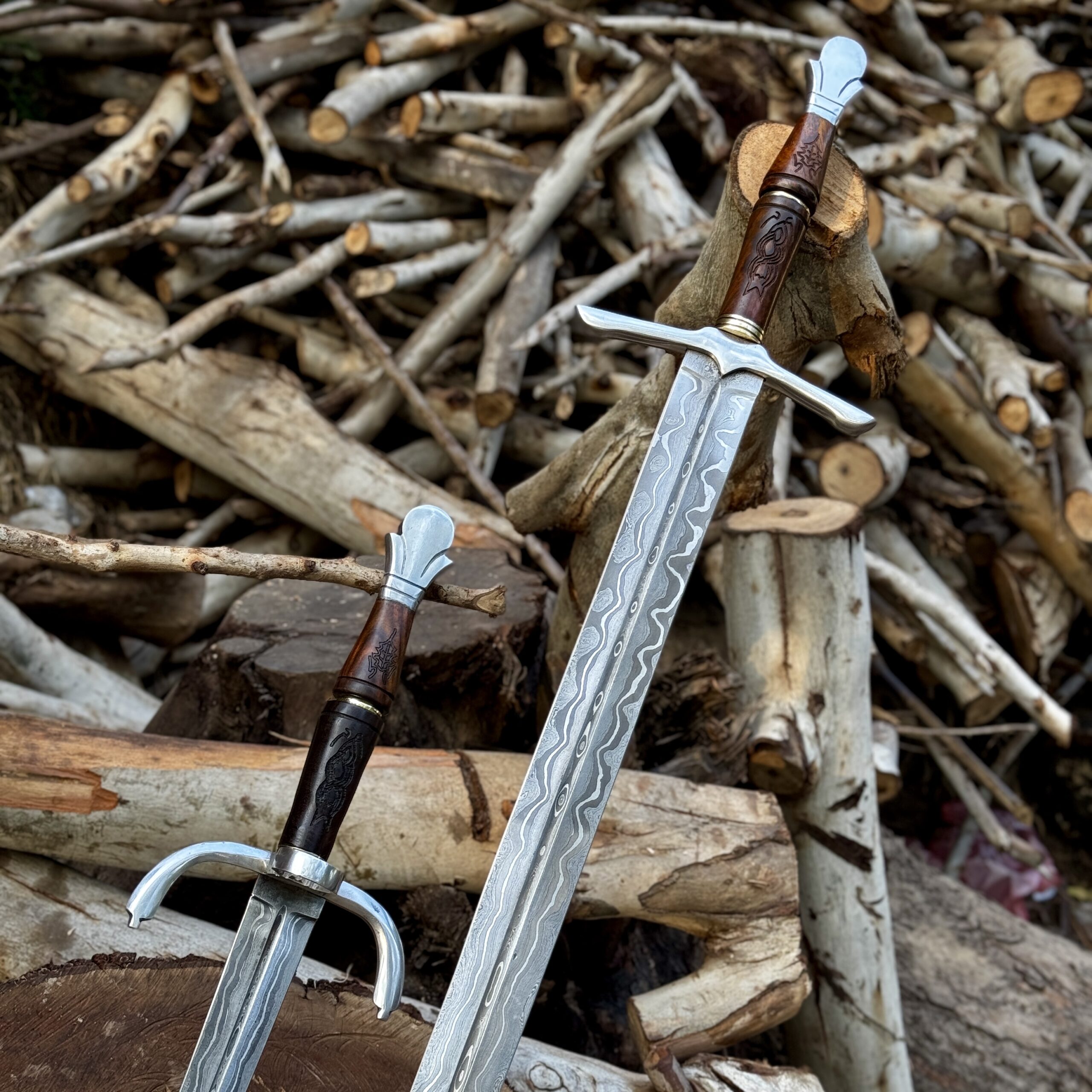 Custom Handmade Damascus Steel Viking Sword & Dagger Medieval Battle Ready Set - Image 4